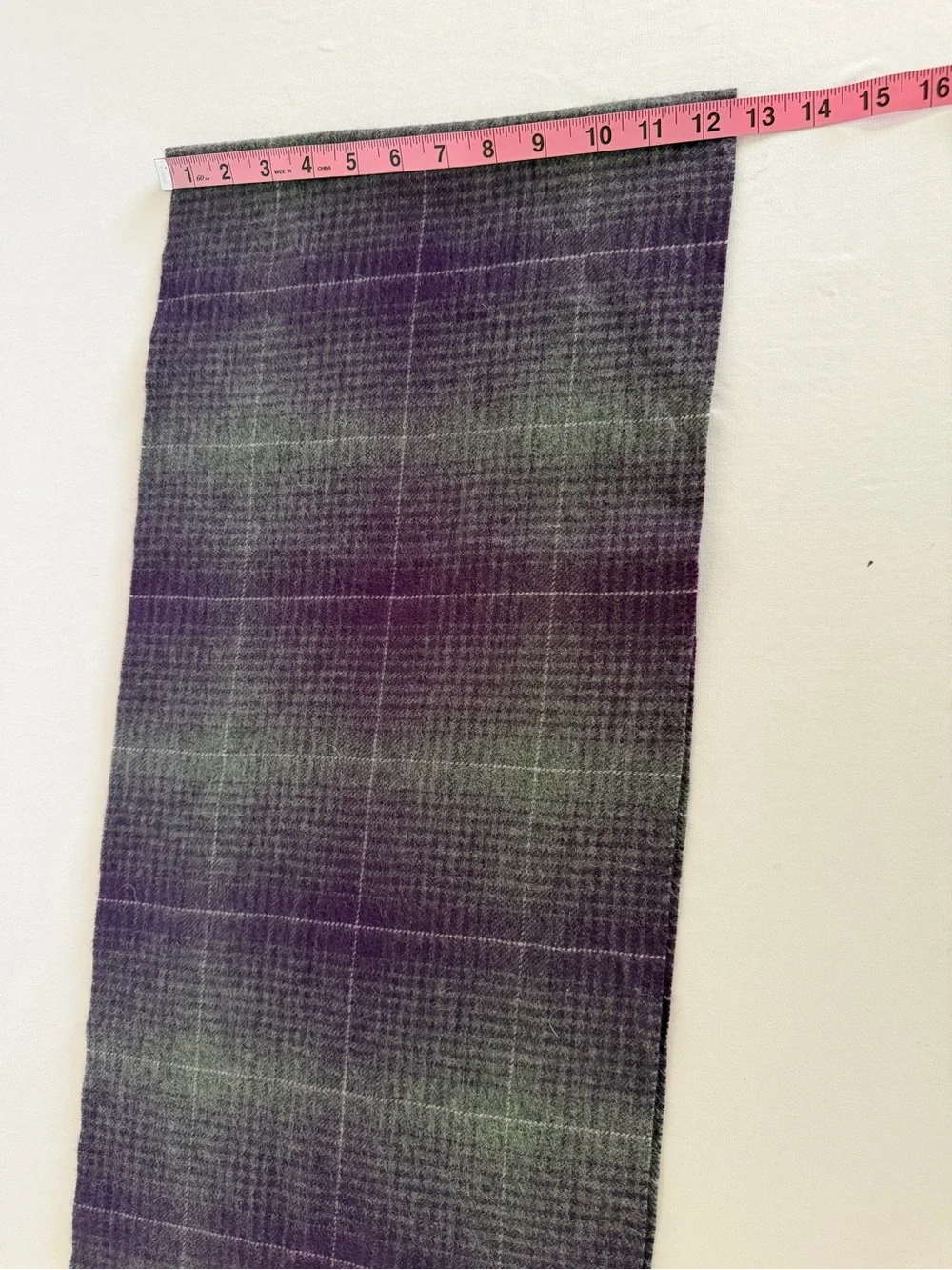 CLUB ROOM MULTI-COLOR GREY/PURPLE PLAID FRINGE TRIM 100% CASHMERE SCARF